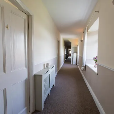 Bed & Breakfast Coach House *